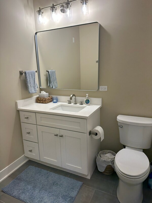 Building Photo - 319 S Glendale Ave