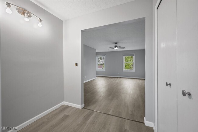 Building Photo - 13971 Walking Stick Way