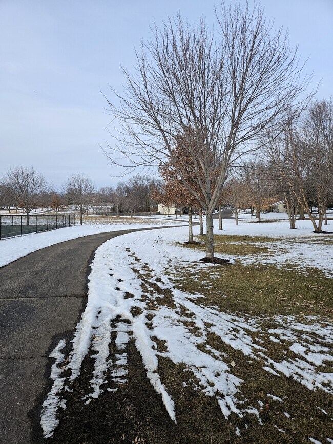 Building Photo - 7891 72nd St S