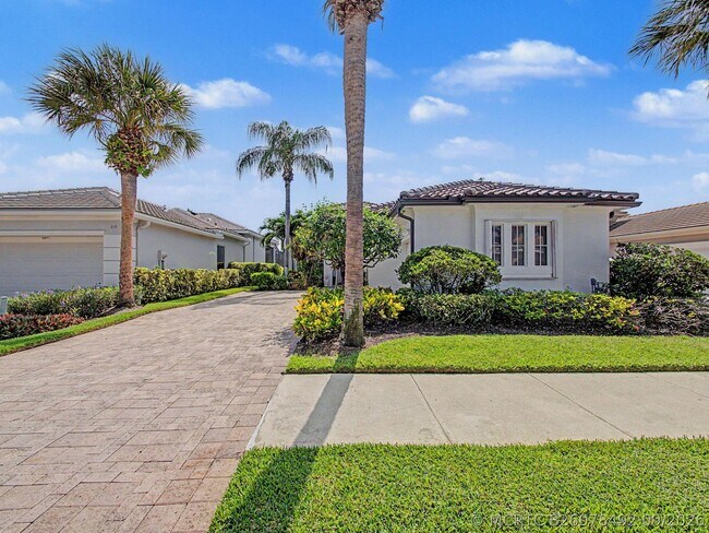 Building Photo - 121 Orchid Cay Dr