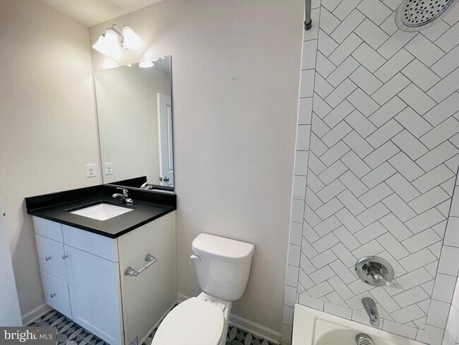 Building Photo - 508 Sourwood Ct