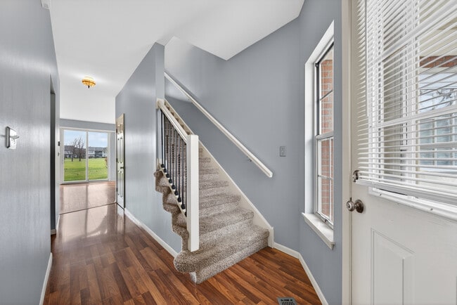 Building Photo - 1454 Eagle Ct