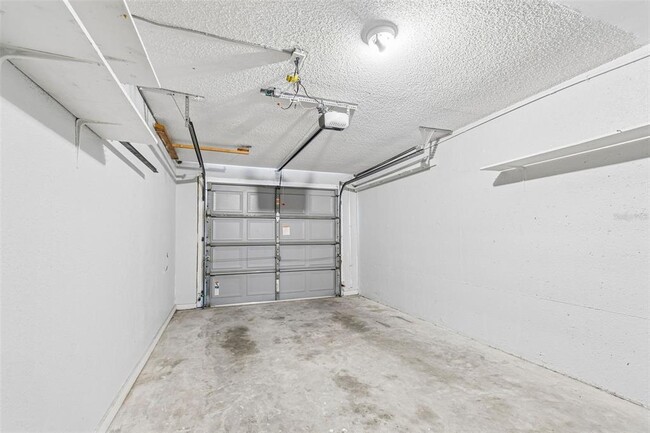 Building Photo - 6437 93rd Terrace N