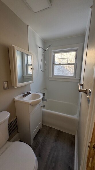 Building Photo - 30 High St