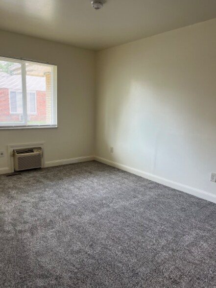 Building Photo - 4647 Croftshire Dr