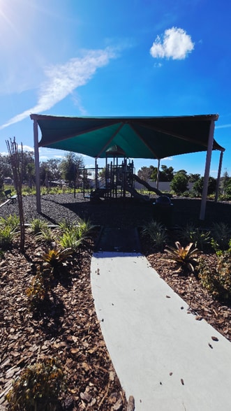 Building Photo - 825 Sand Sea Pl