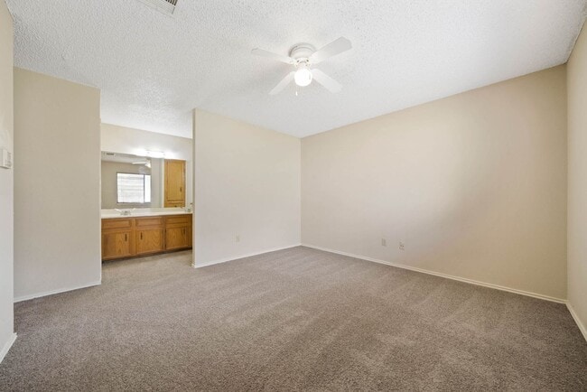 Building Photo - 13918 Tree Crossing St