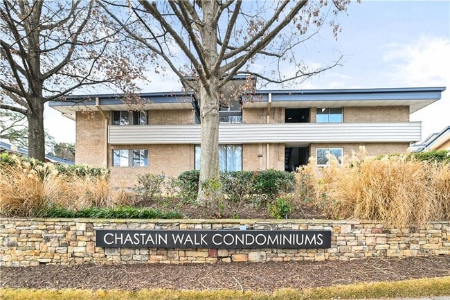 Building Photo - 4300 Roswell Rd NE