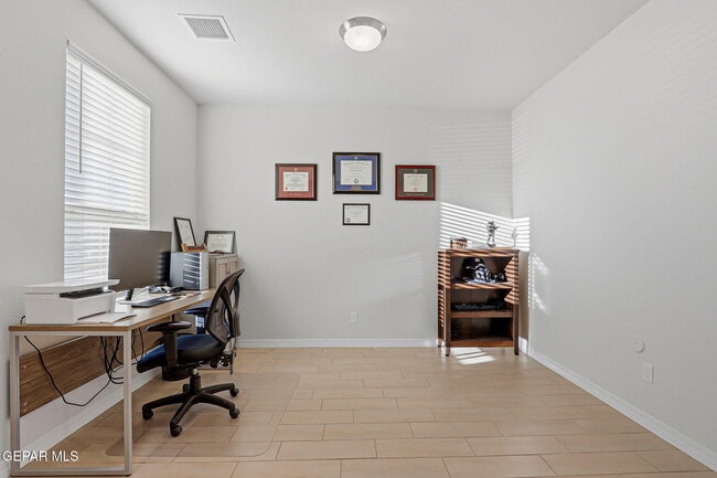 Building Photo - 11150 Blazing Star Pl