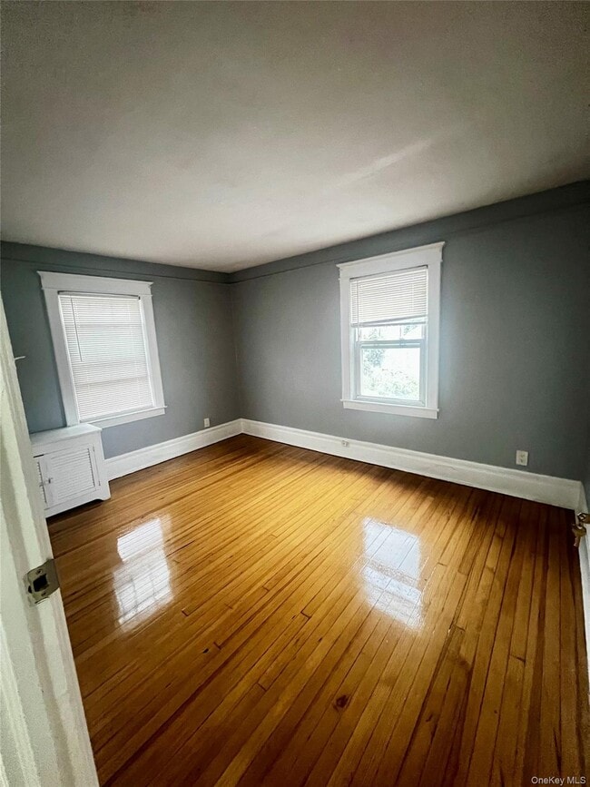Building Photo - 3922 Dyre Ave