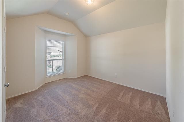 Building Photo - 2612 Redcedar Dr