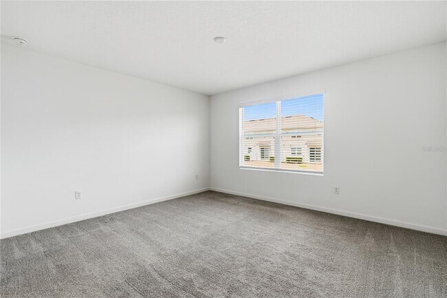 Building Photo - 1124 Lakeshore Breeze Pl