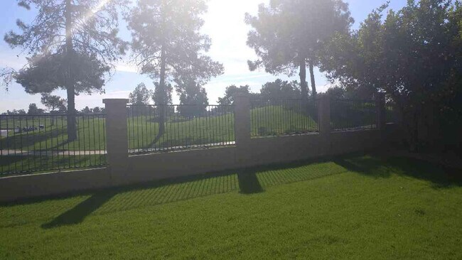 Building Photo - GOLF COURSE LOT WITH FANTASTIC VIEWS!