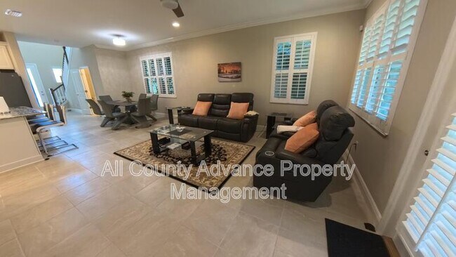 Building Photo - 2268 Spring Lake Ct