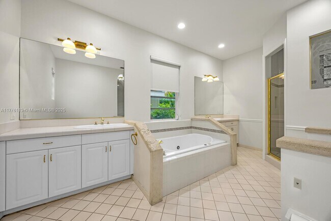 Building Photo - 11149 SW 78th Ave