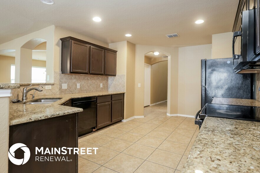 Building Photo - 3415 Dunlap Fields