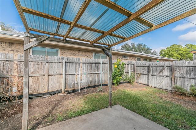 Building Photo - 5013 Geddes Ave