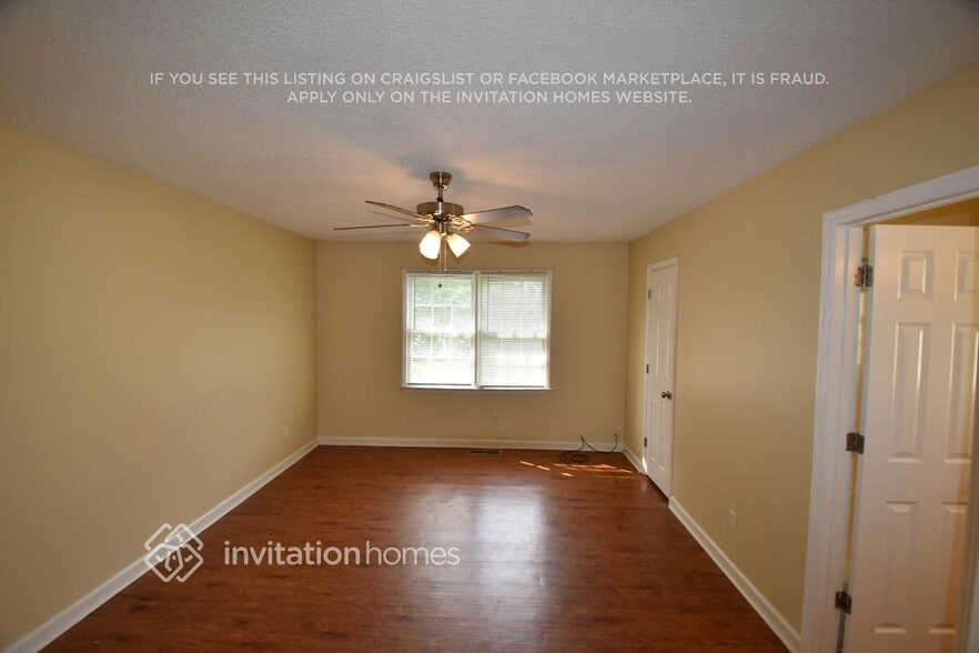 Building Photo - 1540 Rose Garden Ln