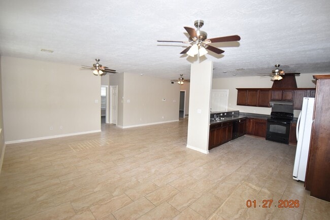 Building Photo - 3108 Avenue D