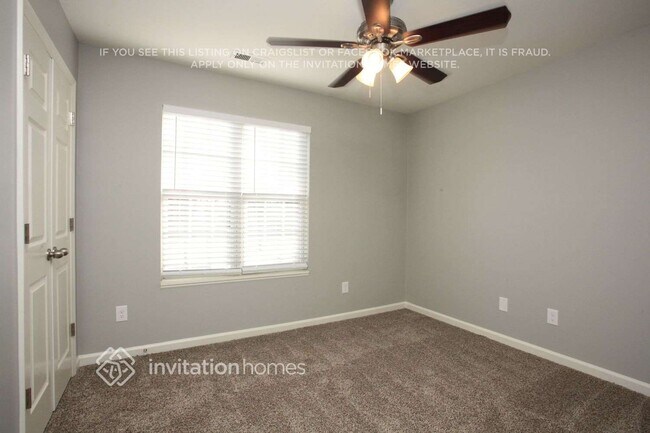 Building Photo - 6602 Cedar Cliff Dr
