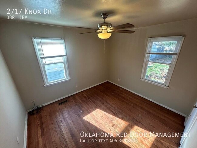 Building Photo - 2717 Knox Dr