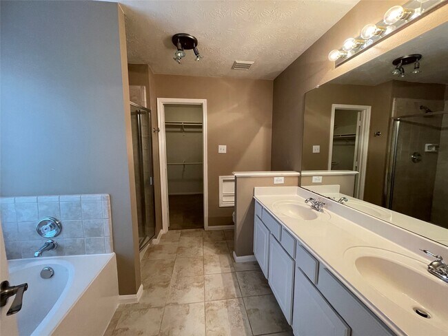 Building Photo - 893 Bent Sail Ln