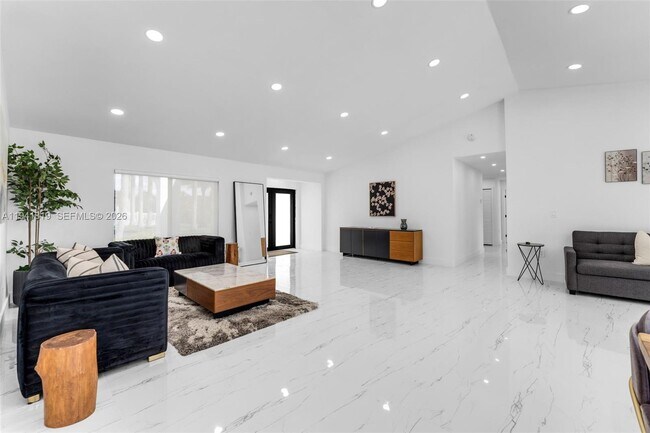 Building Photo - 14300 SW 192nd St