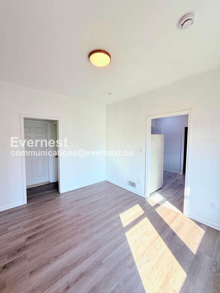 Building Photo - 19704 Greeley