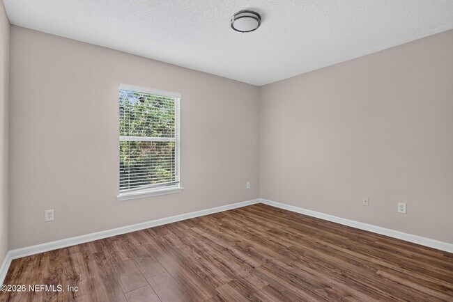 Building Photo - 7047 Deer Lodge Cir