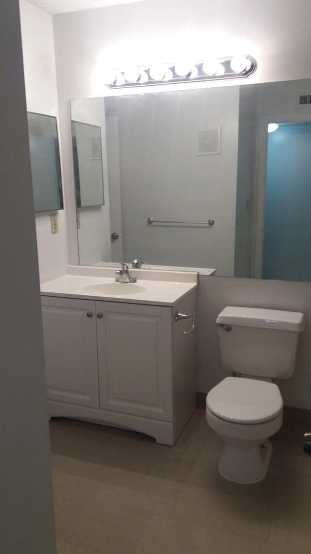 Building Photo - 741 Lyons Rd