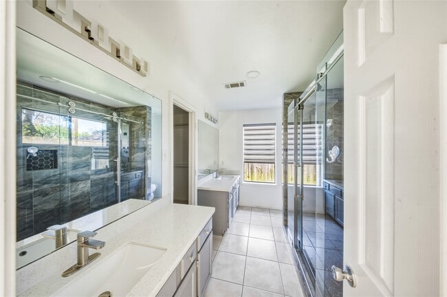 Building Photo - 19519 Mallard Lake Ln