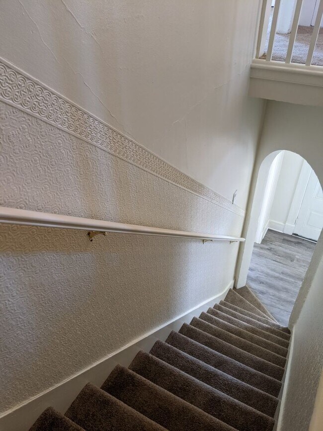 Building Photo - 1510 Broad St