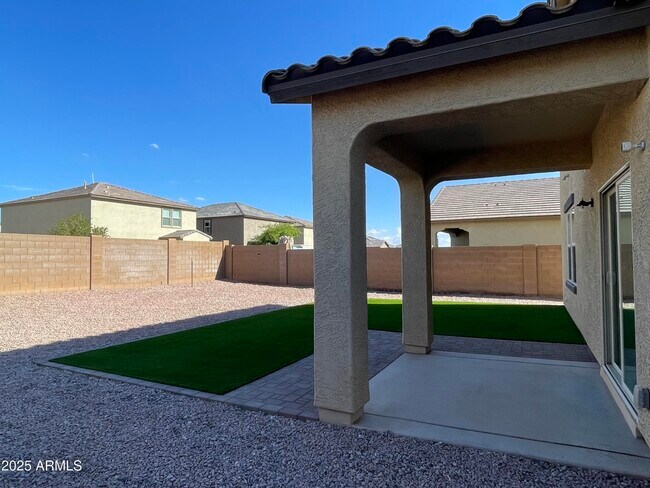 Building Photo - 374 S Verdad Ln