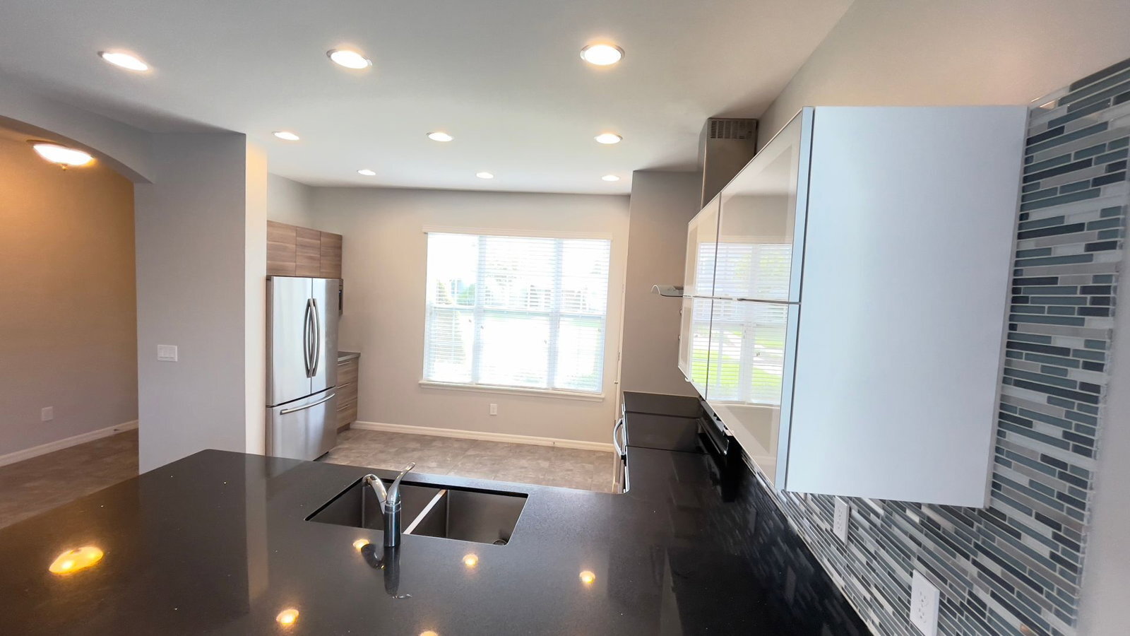 Building Photo - 7255 Shadeview Alley