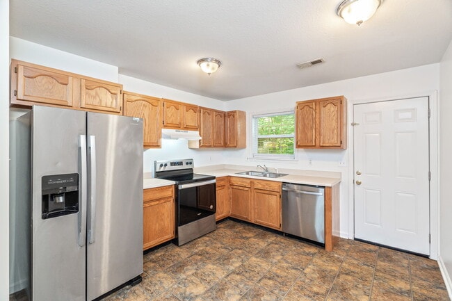 Building Photo - 3518 Acorn Woods Way,