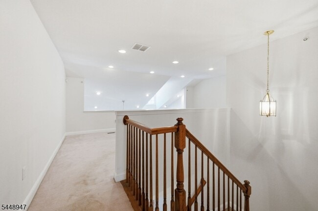 Building Photo - 408 Donato Cir