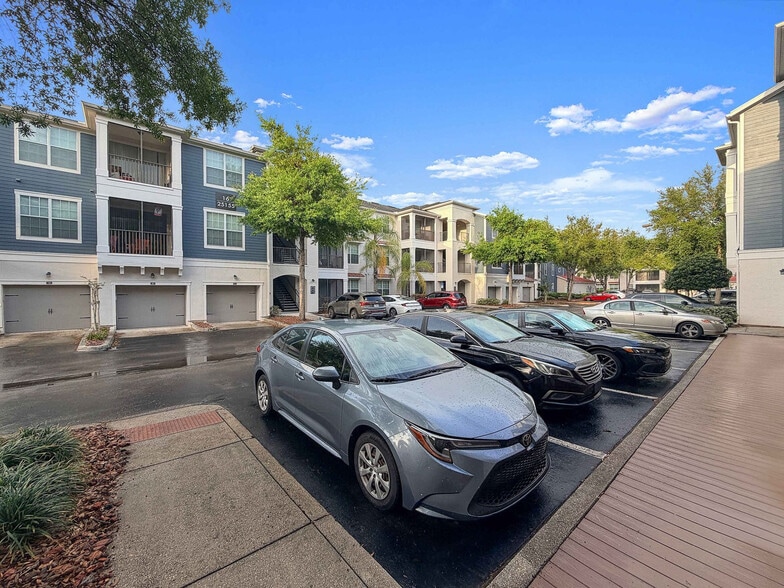 Building Photo - 25150 Lovegrass Dr