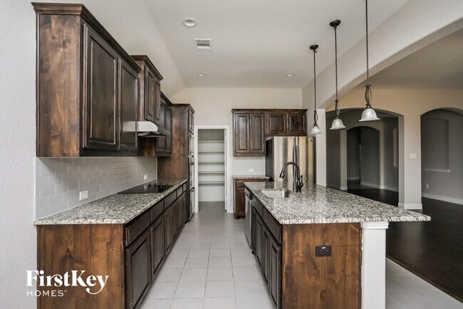 Building Photo - 317 Strait Ln
