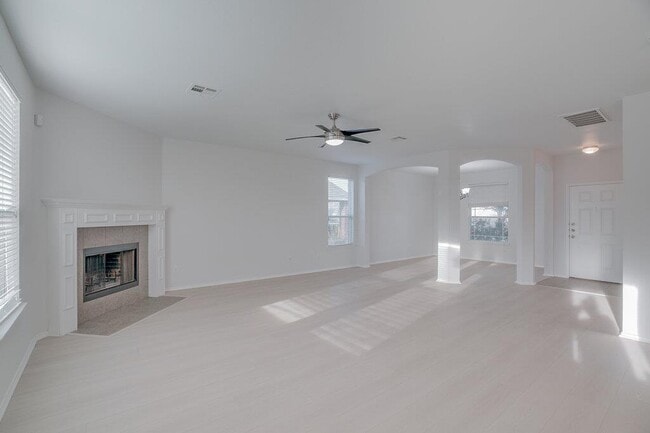 Building Photo - 20224 Stanley Robin Ln