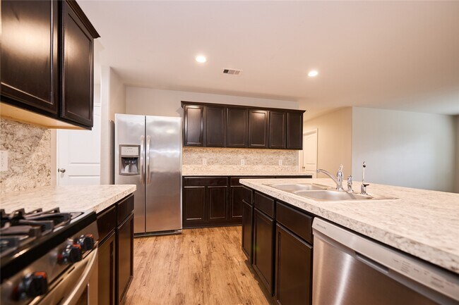Building Photo - 13918 Nicolet Arbor Ln