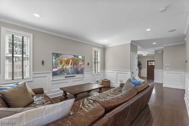 Building Photo - Modern Colonial Single-Family Home