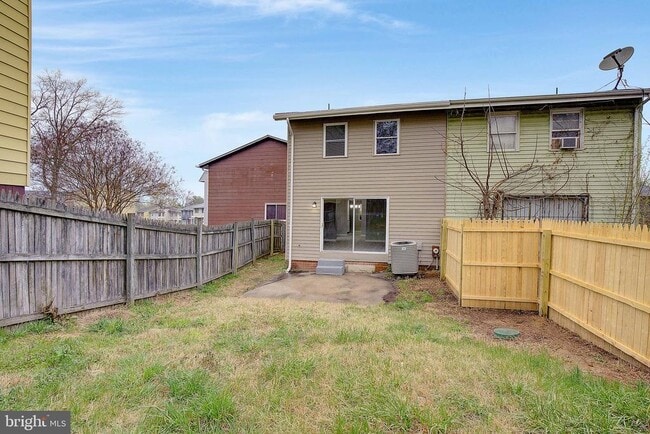 Building Photo - 178 Daimler Dr