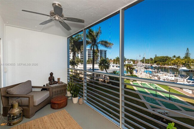 Building Photo - 2731 NE 14th Street Causeway