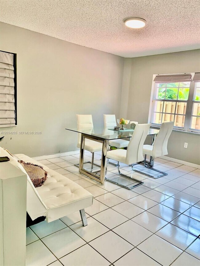 Building Photo - 15849 SW 70th Terrace