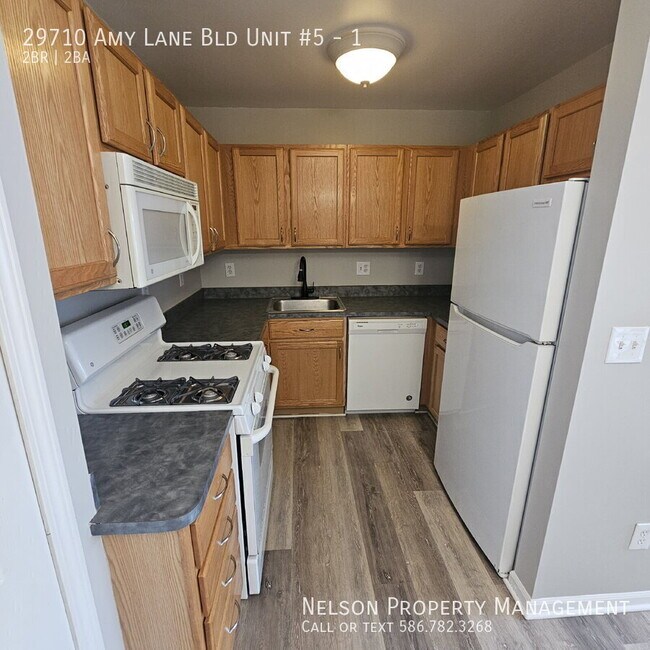 Building Photo - 29710 Amy Ln