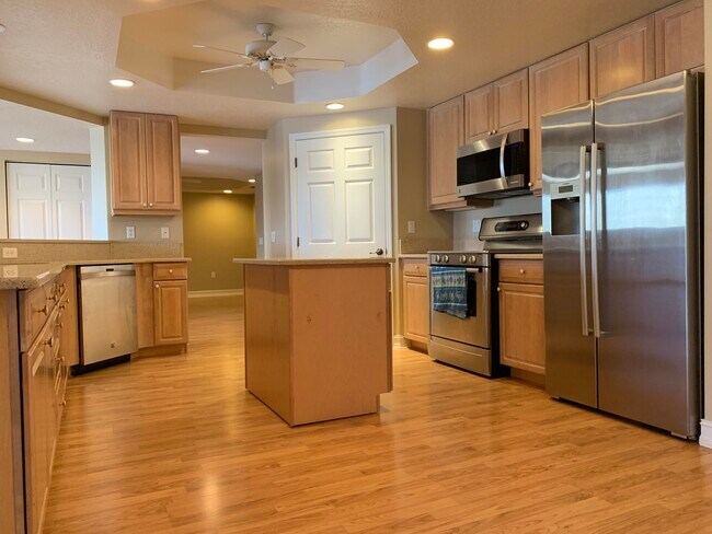Building Photo - 134 Starboard Ln