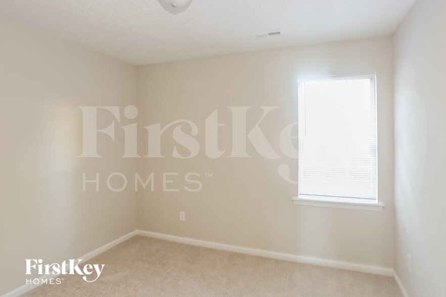 Building Photo - 4159 Old Glory Dr