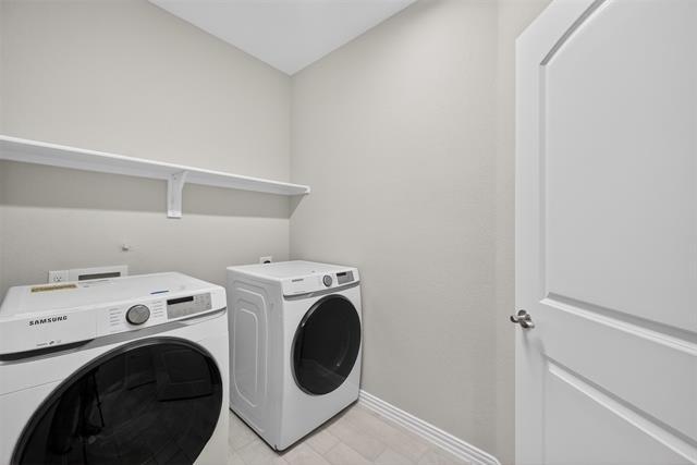 Building Photo - 5705 Merchant Dr