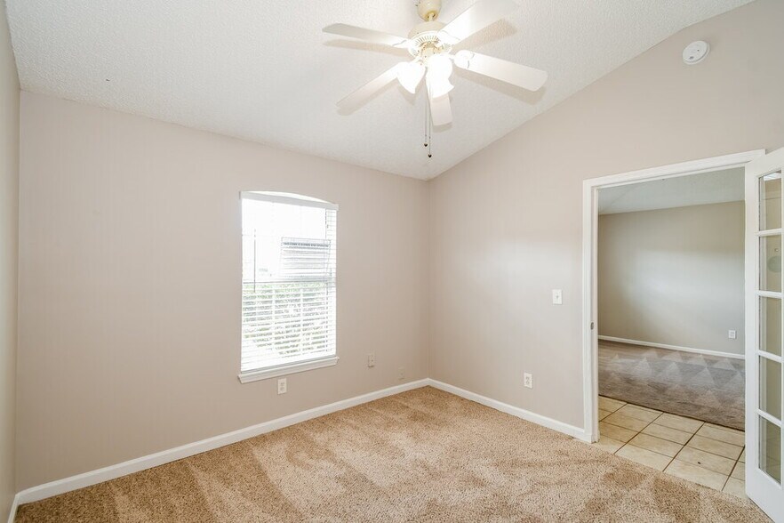 Building Photo - 5337 Lacy Jane Way