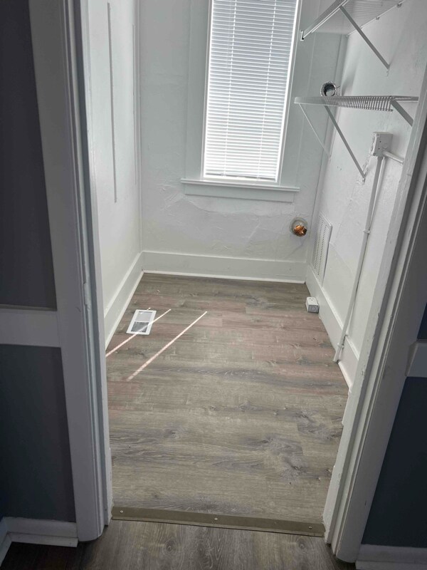 Building Photo - 1226 9th Ave S